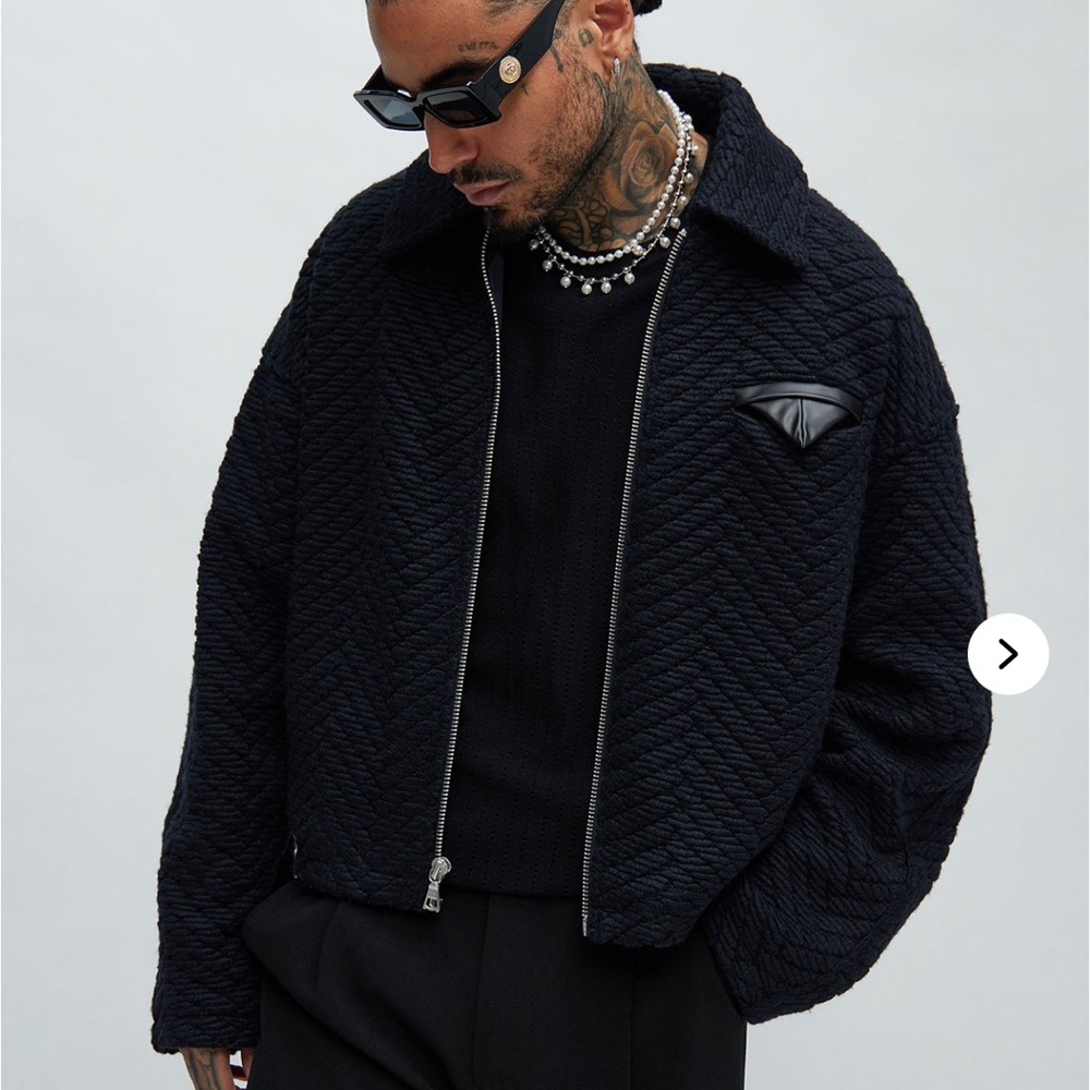 Textured cropped jacket